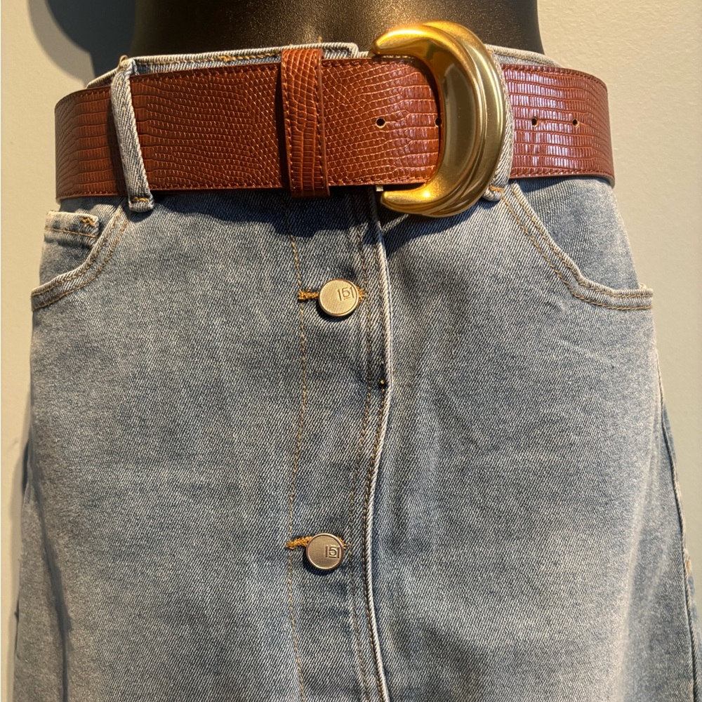 One 5 One Denim Midi Skirt, size medium. - Picture 5 of 11